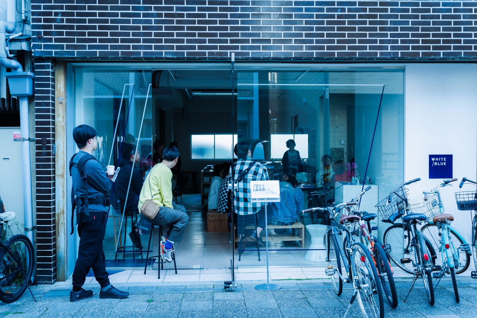 Sculpture No.1 Shiro Ao by Hiroshi Iguchi vol.2 at WHITE/BLUE